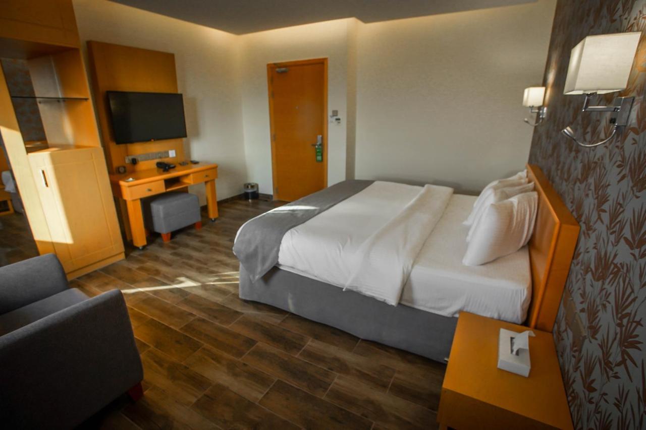 Sama Muscat Hotel Al Khawd エクステリア 写真